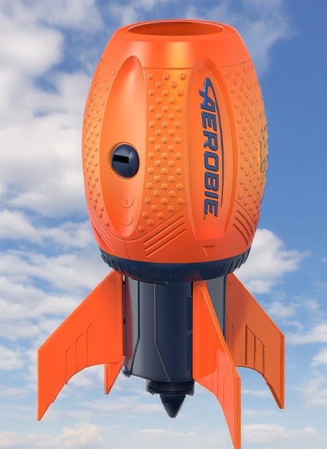Aerobie Sonic Fin Football, Aerodynamic Russel Wilson Toy, Now with Softer Foam & Fins, Outdoor Games for Kids and Adults Aged 8 and Up, Orange